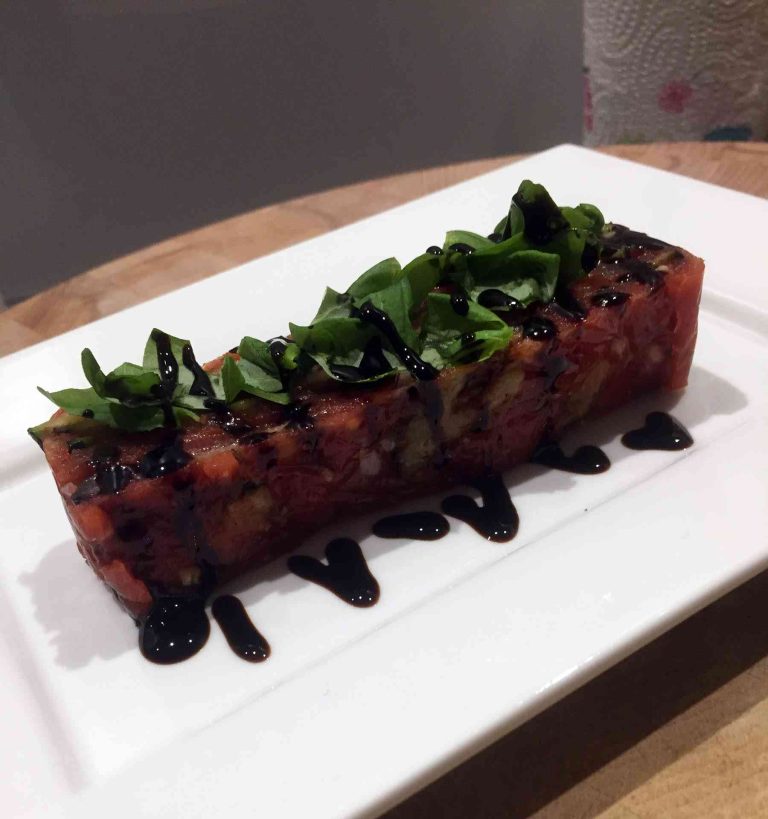 Me­di­ter­ra­ne groen­te­ter­ri­ne met krui­den