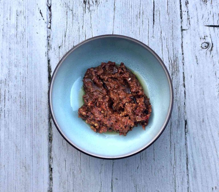 Zelfgemaakte muhammara