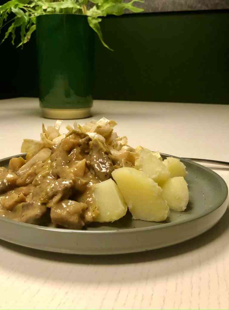 Stoofpot met runderrib, mosterd en knolselderij