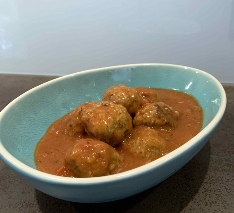 Spaanse gehaktballetjes in tomatensaus met een scheutje madeira